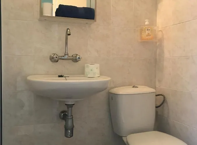 דירה The Backpacker's Spot - Bus & Railway Station Gem By Flat Mаnager